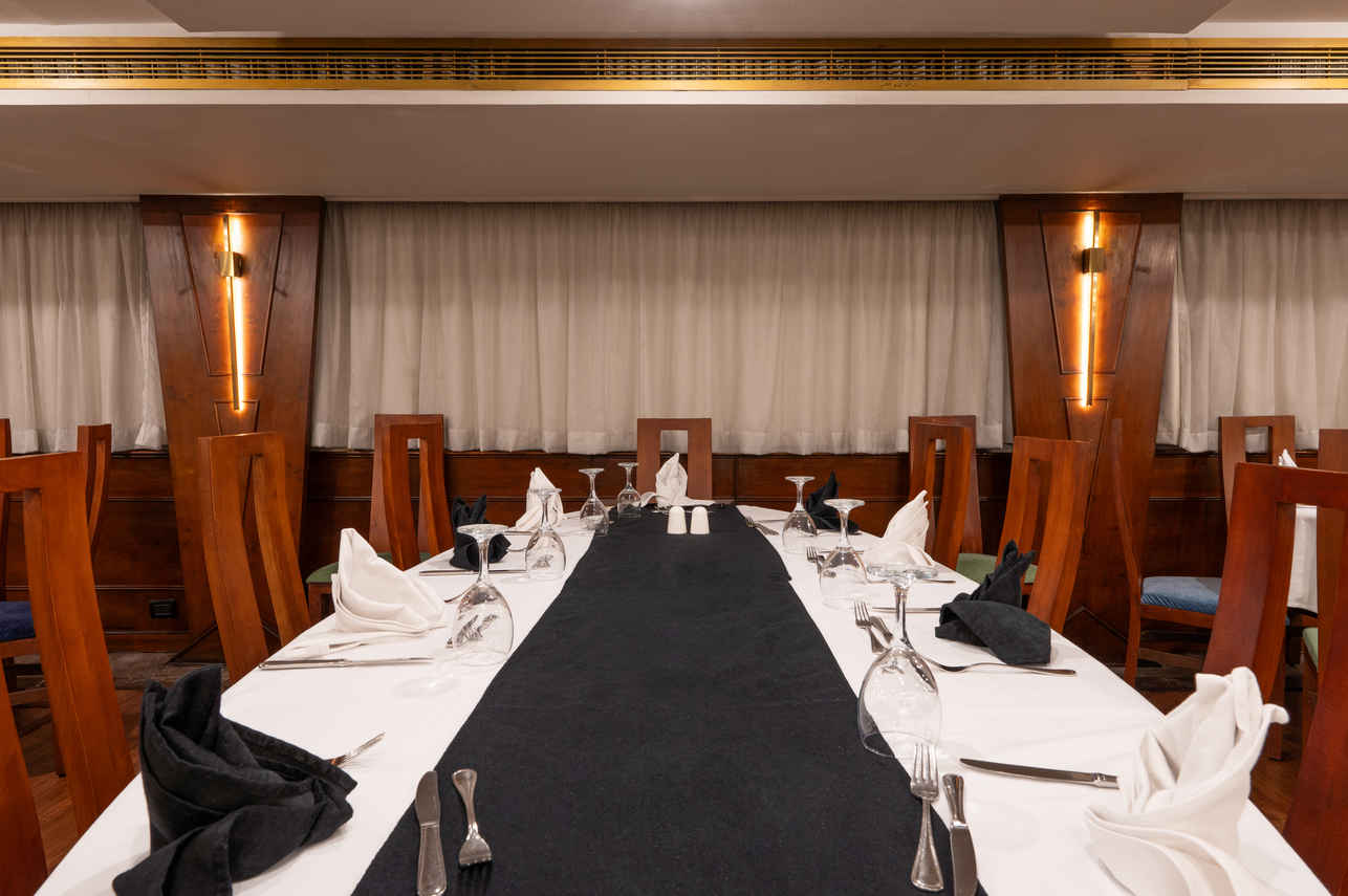 Dining Room - Magic I