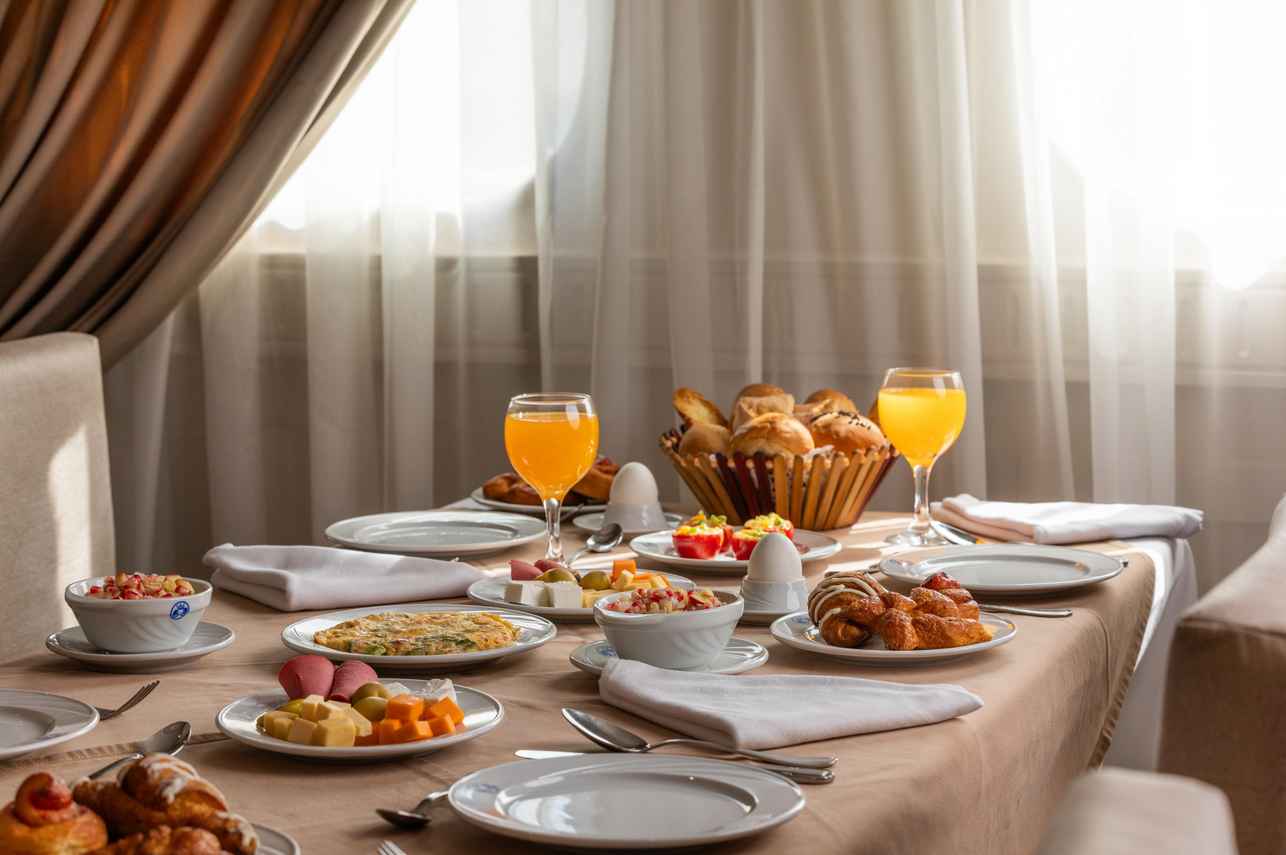 Comida a bordo - Nile Crown III