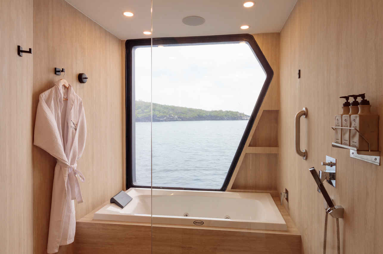 Single Suite Bathroom