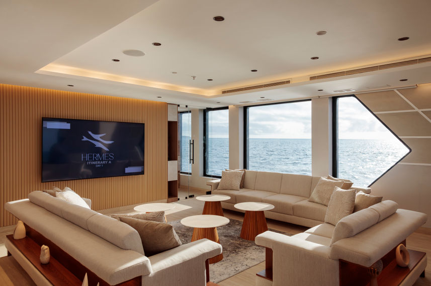 Main Deck Lounge