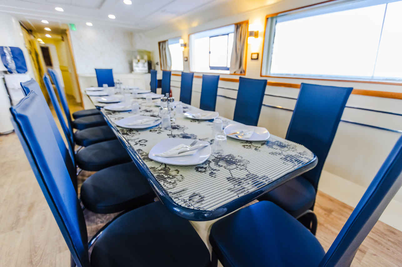 Dining Room - Star Jet
