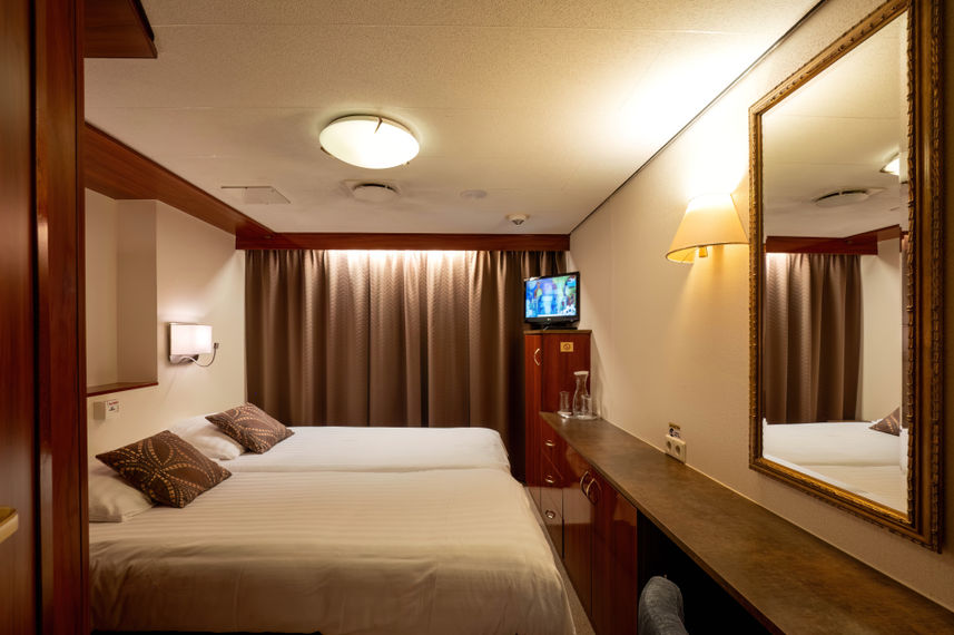 Twin or Double Cabin