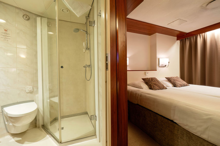 Twin or Double Cabin