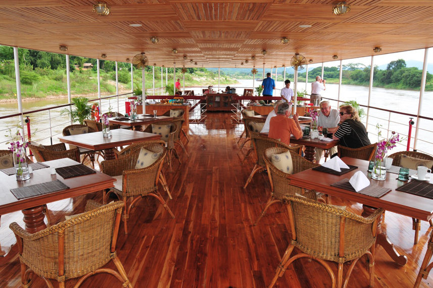 Comedor al Aire Libre - RV Champa Pandaw