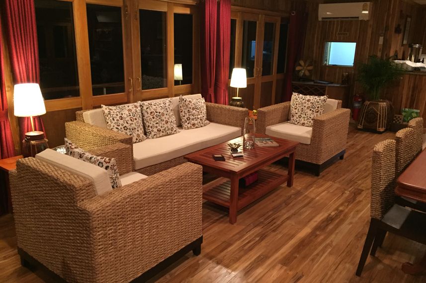 Bar y Salon - RV Champa Pandaw