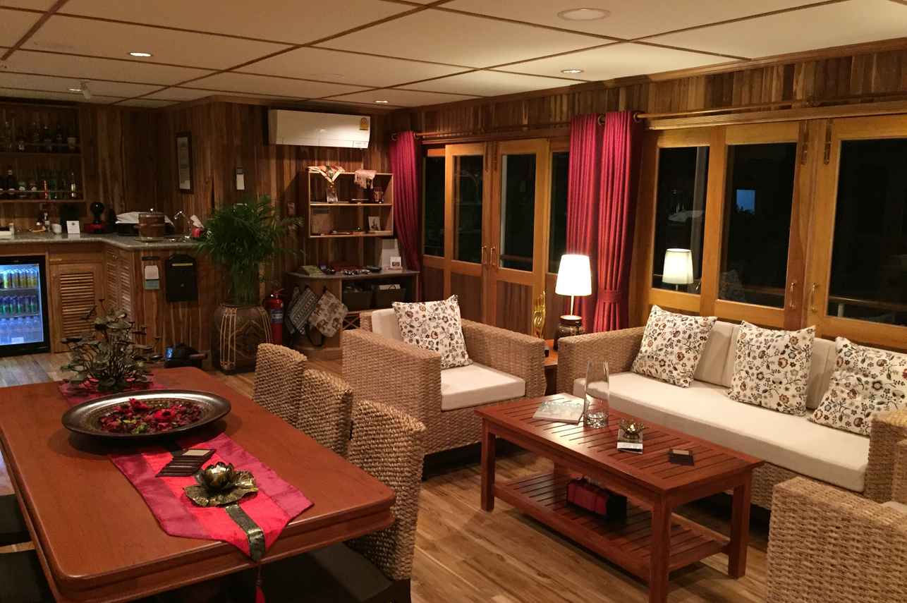 Bar en Lounge - RV Champa Pandaw