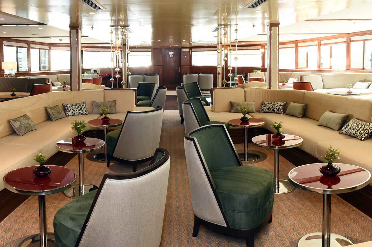 Bar and Lounge Area - Douro Cruiser
