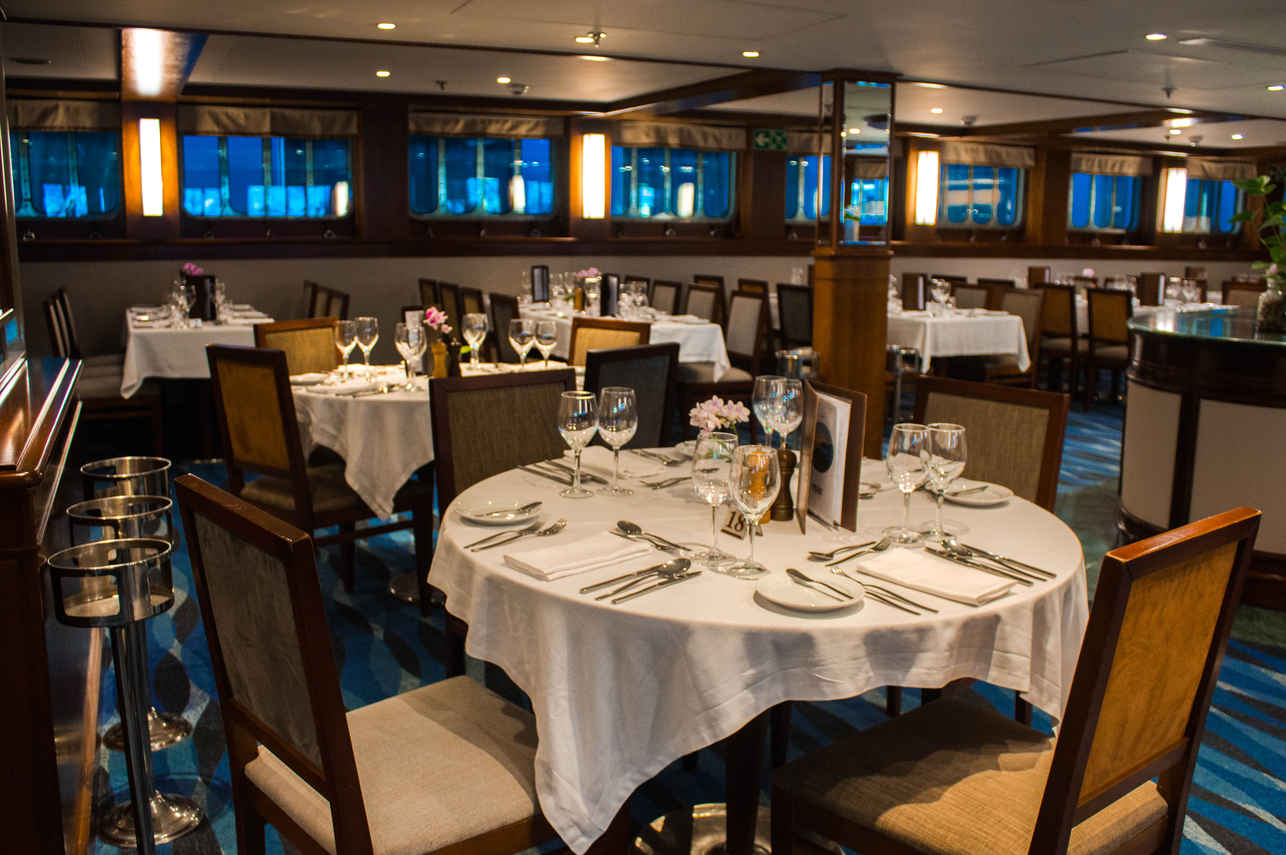 Dining Room - Douro Cruiser