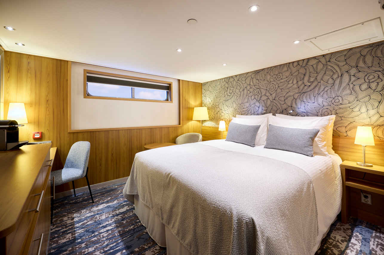 Double Cabin - Swiss Splendor