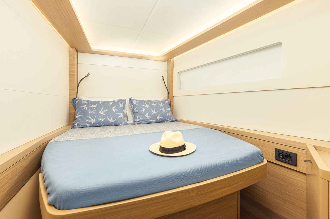 Double Cabin - Naya