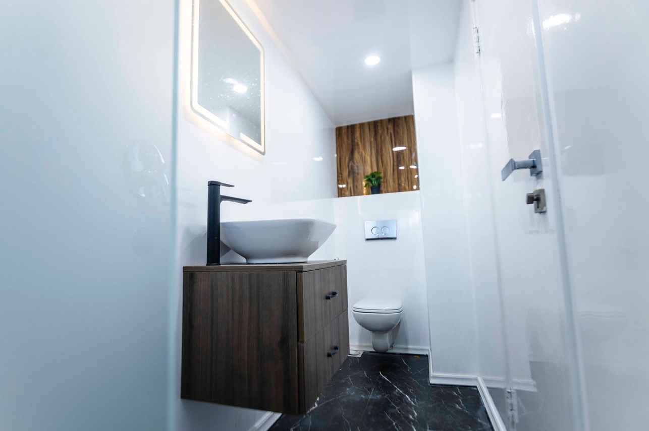 #en-suitebathrooms  - Bismarck
