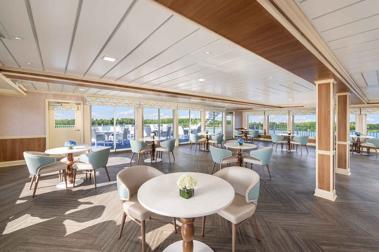 Sky Lounge