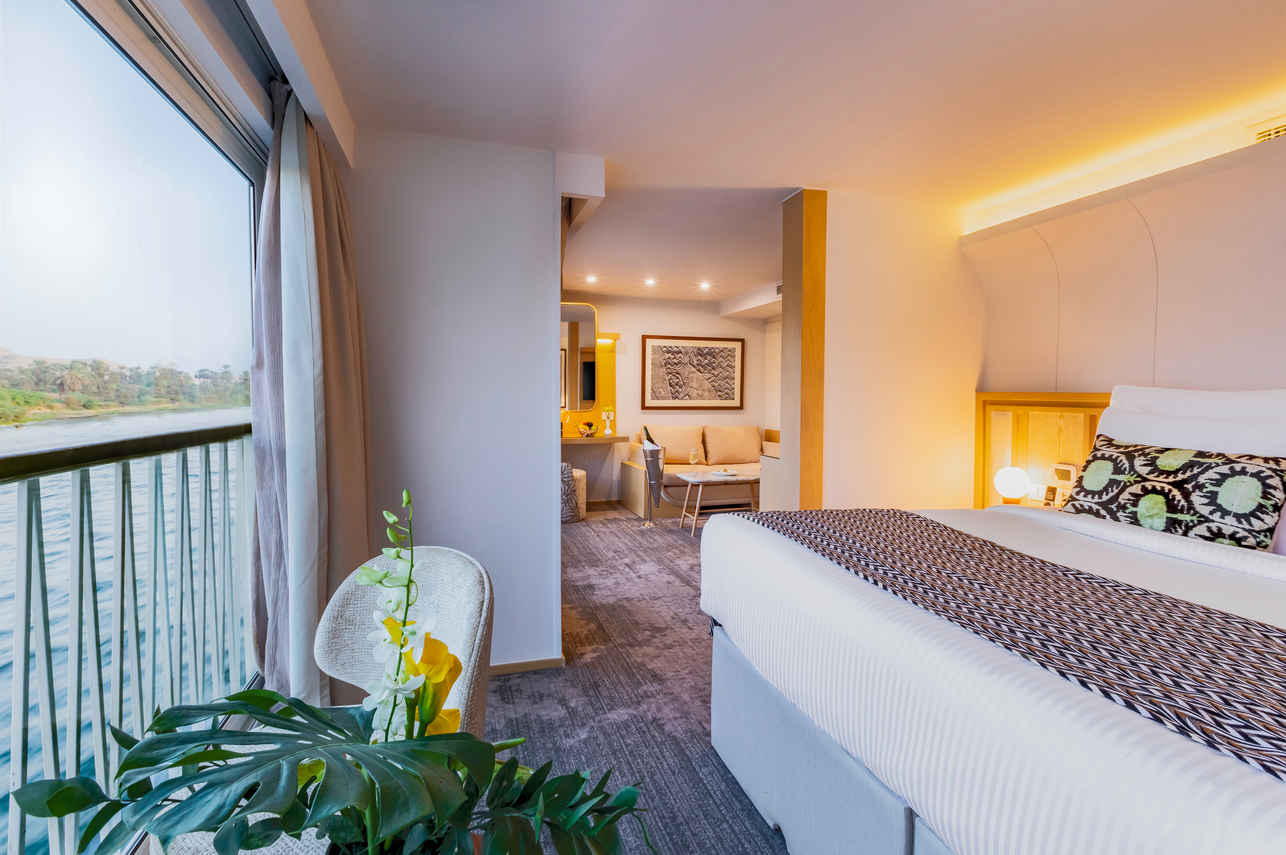 Deluxe Suite