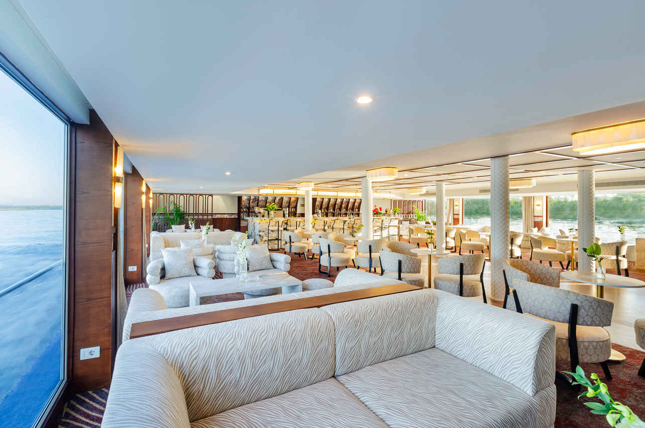 Bar y Salon - Tamr