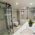 Family Suite En-suite Bathroom