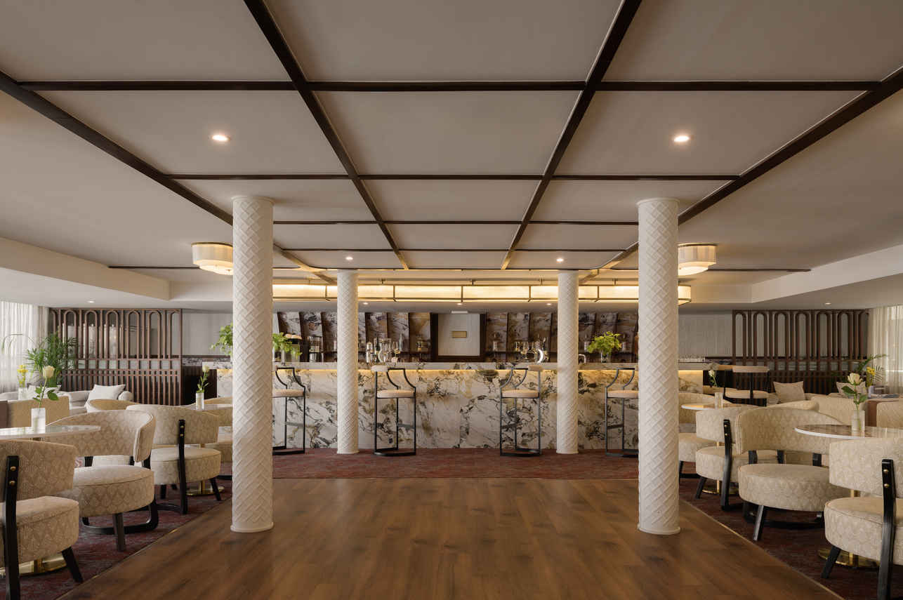 Bar y Salon - Tamr