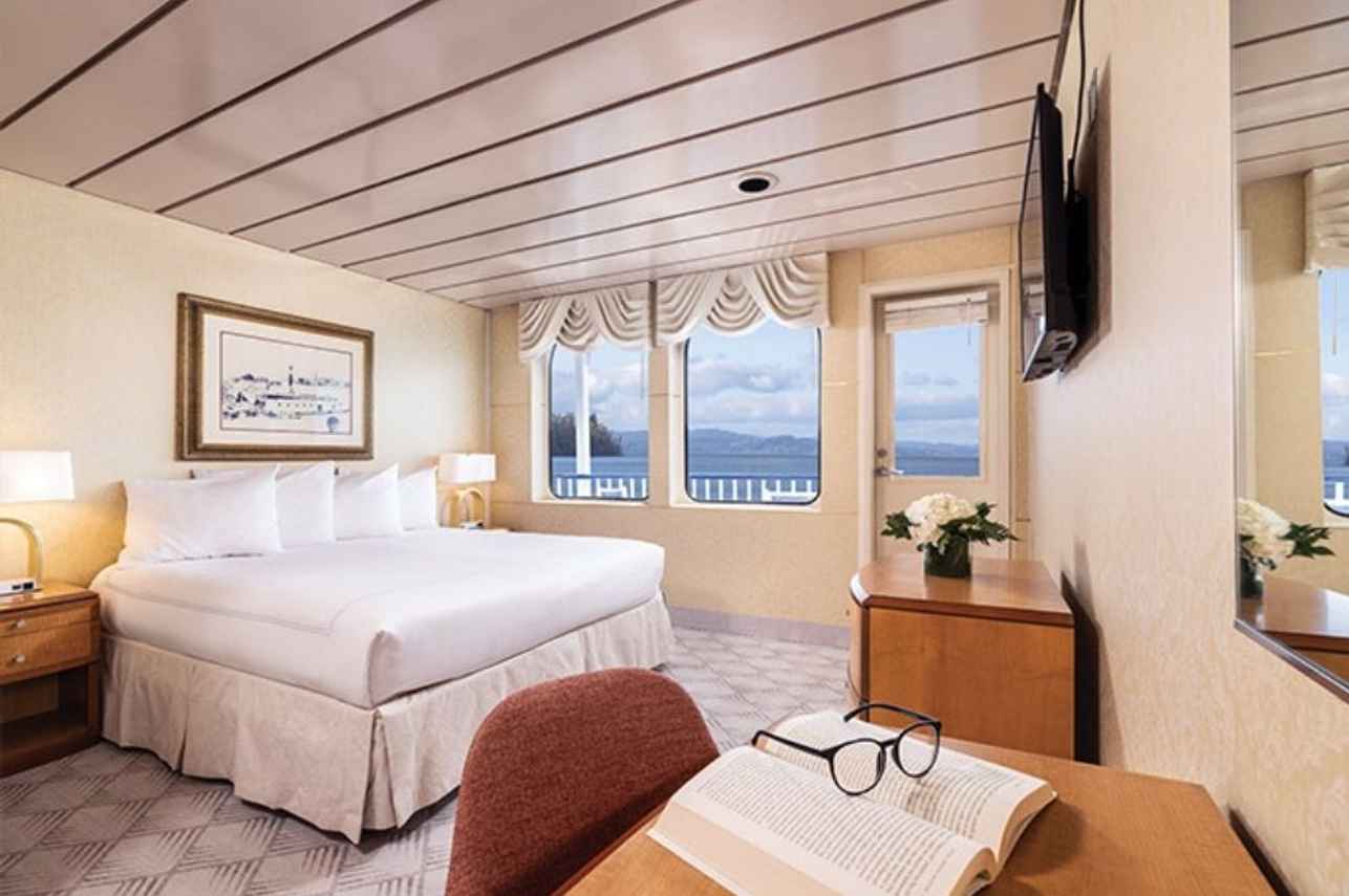 Deluxe Balcony 2