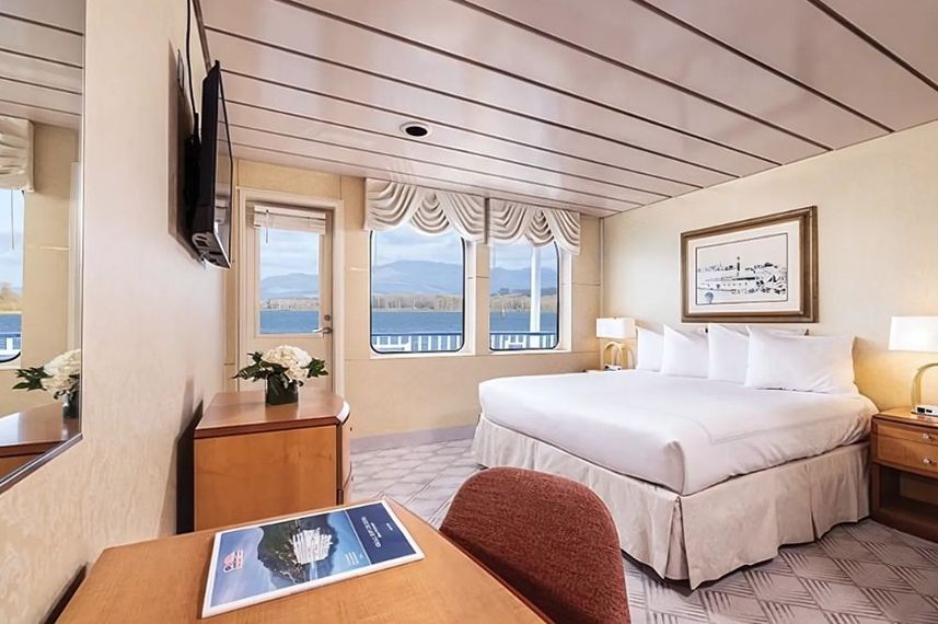 Deluxe Balcony 1