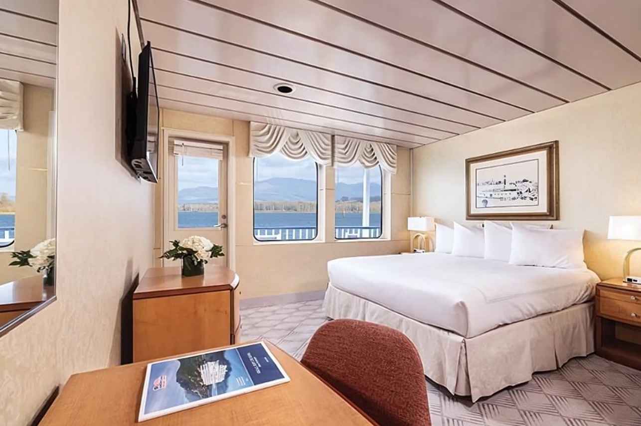 Deluxe Balcony 1