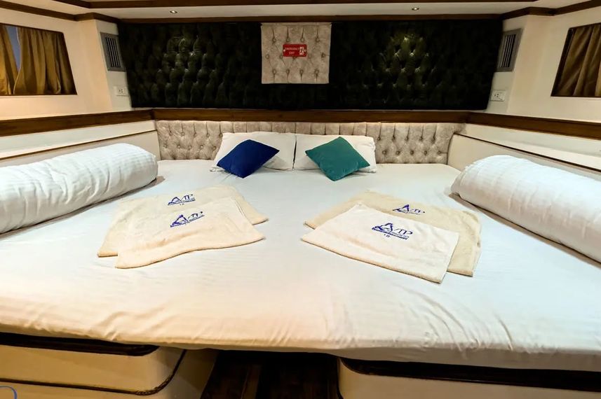 Twin Cabin - Upper Deck