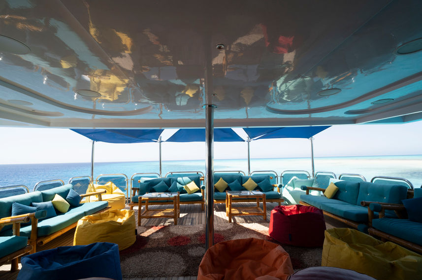 Outdoor Lounge - VIP Shrouq