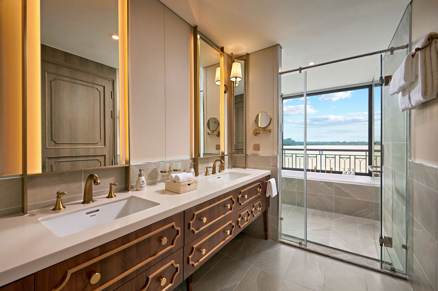 Prestige Suite