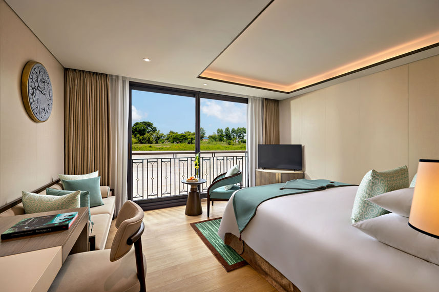 Signature Suite