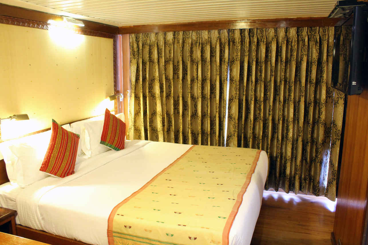 Luxury Cabin