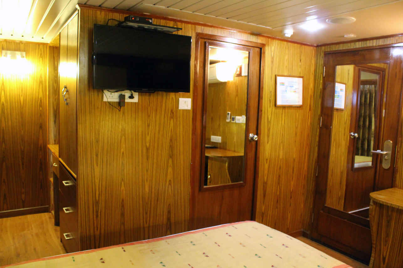 Luxury Cabin
