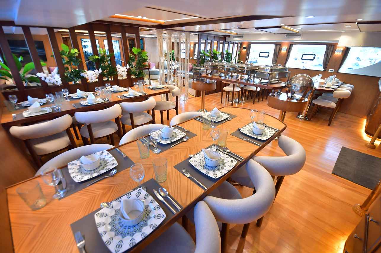 Dining Room - South Moon 1