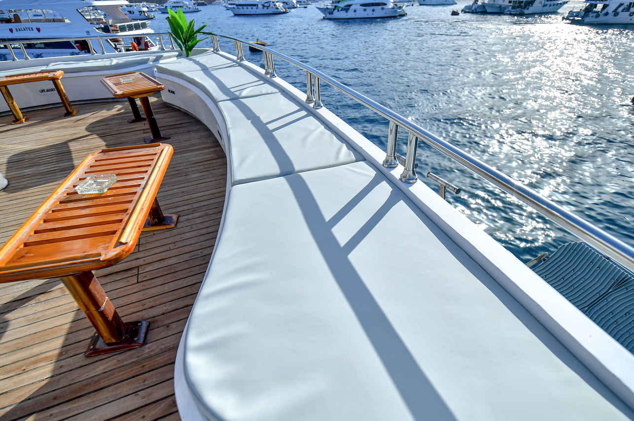 Sun Deck - South Moon 1