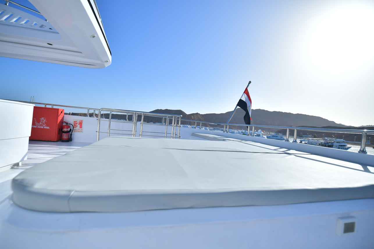 Sun Deck - South Moon 1