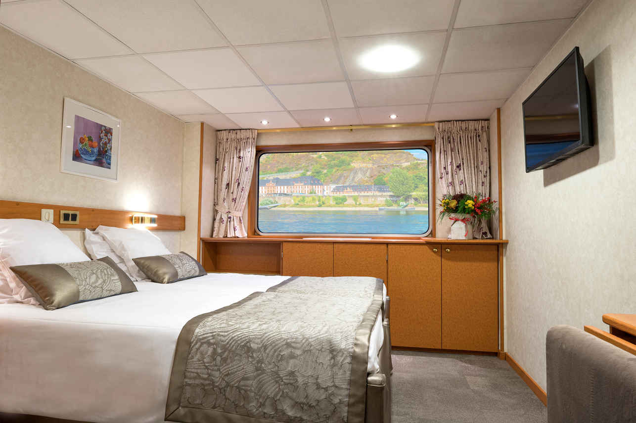 Double Cabin - MS Beethoven