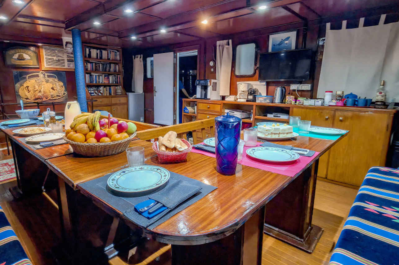 Dining Room - Felicidad II