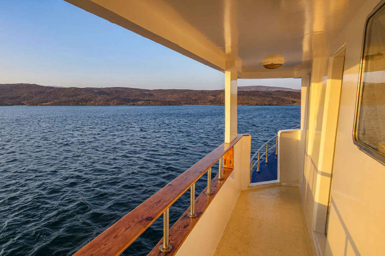 Side Deck