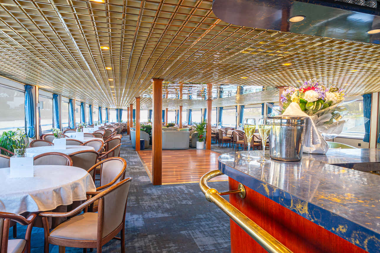 Bar et Salon extérieur - MS Monet