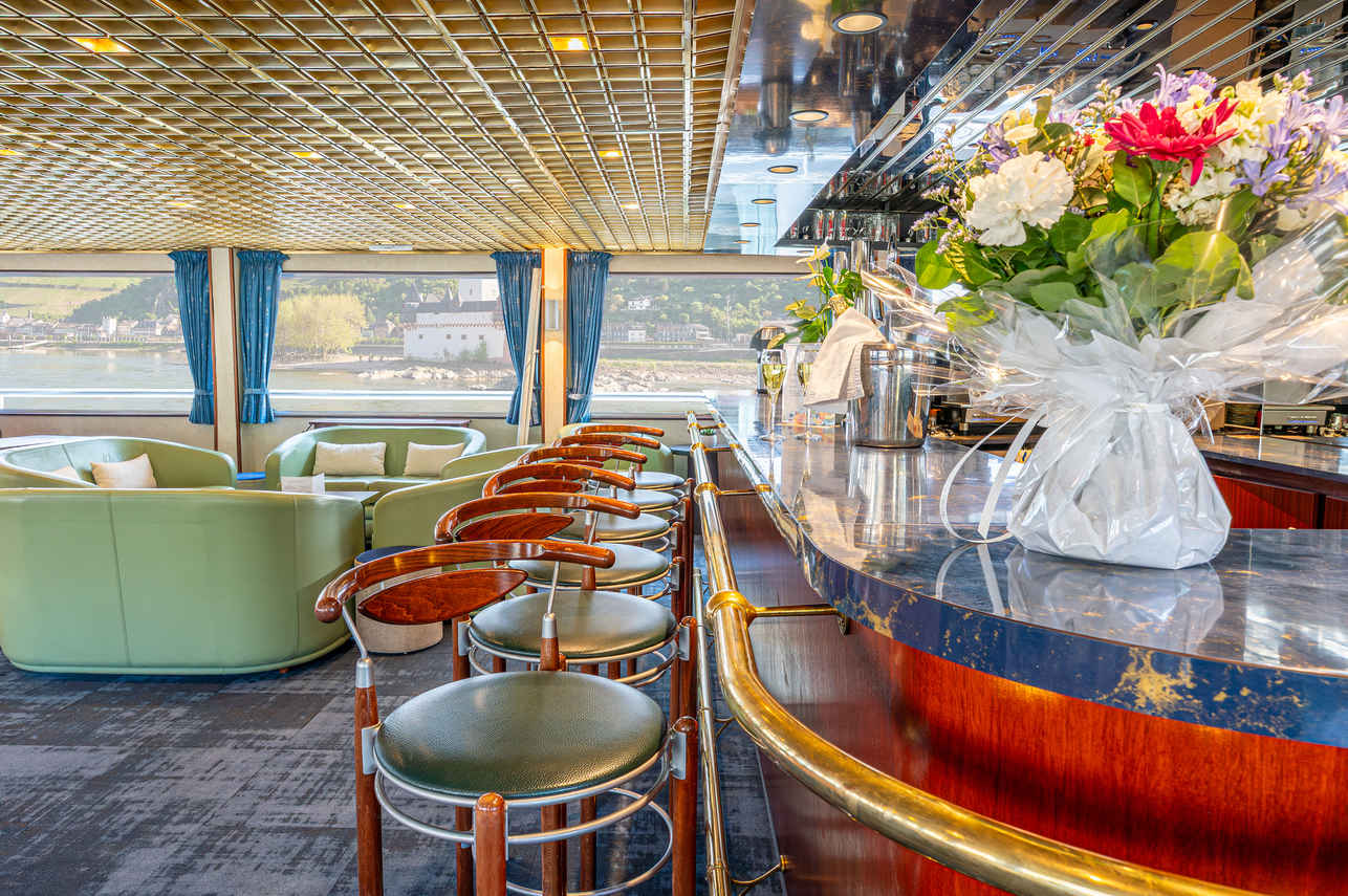 Bar et Salon extérieur - MS Monet