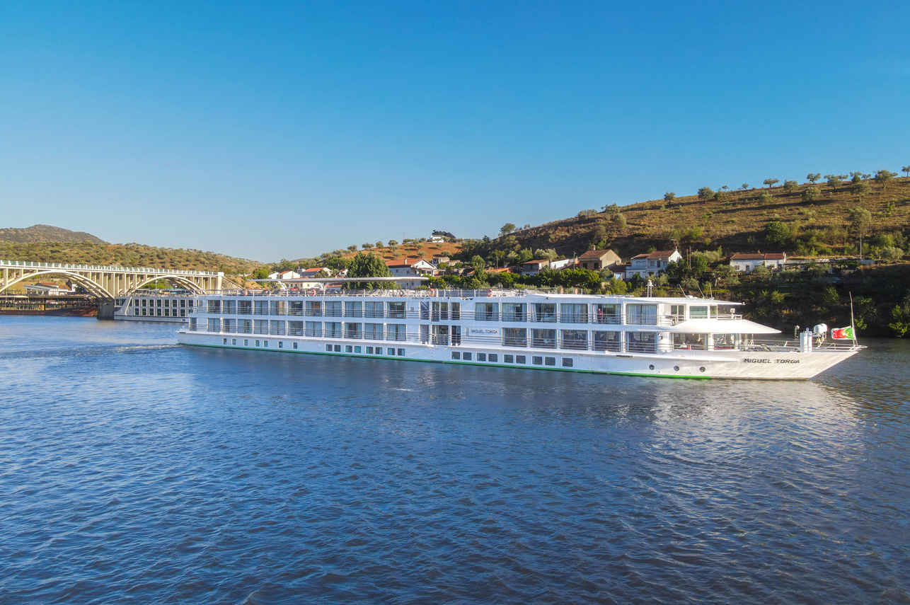 MS Miguel Torga