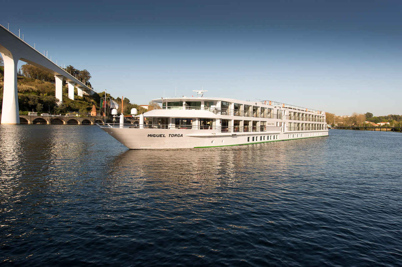 MS Miguel Torga