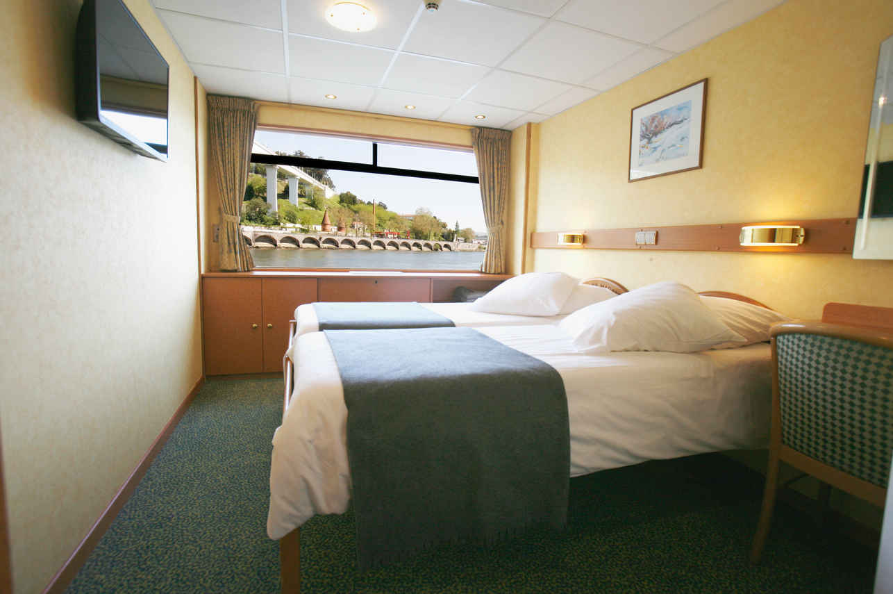Upper Deck Cabin - MS Fernao de Magalhaes