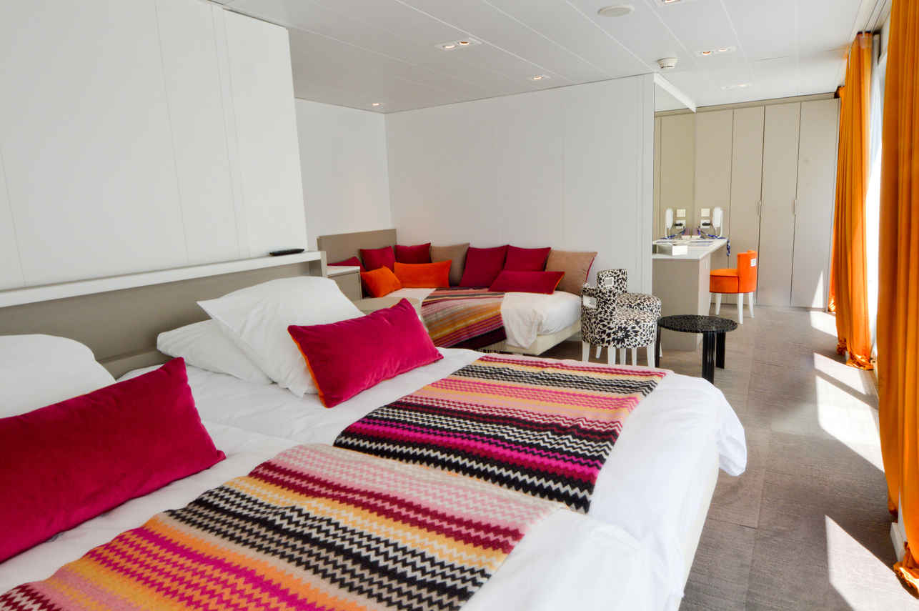 MS Camargue