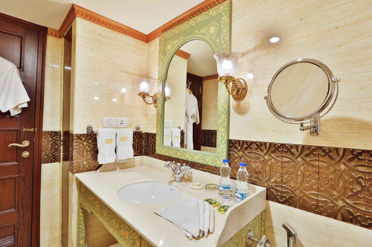 Heritage Suite - Bathroom
