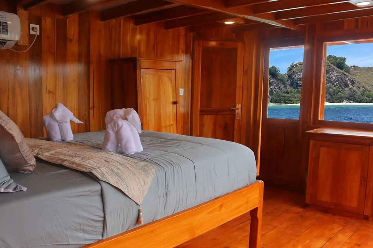 Master suite - Blue Lotus
