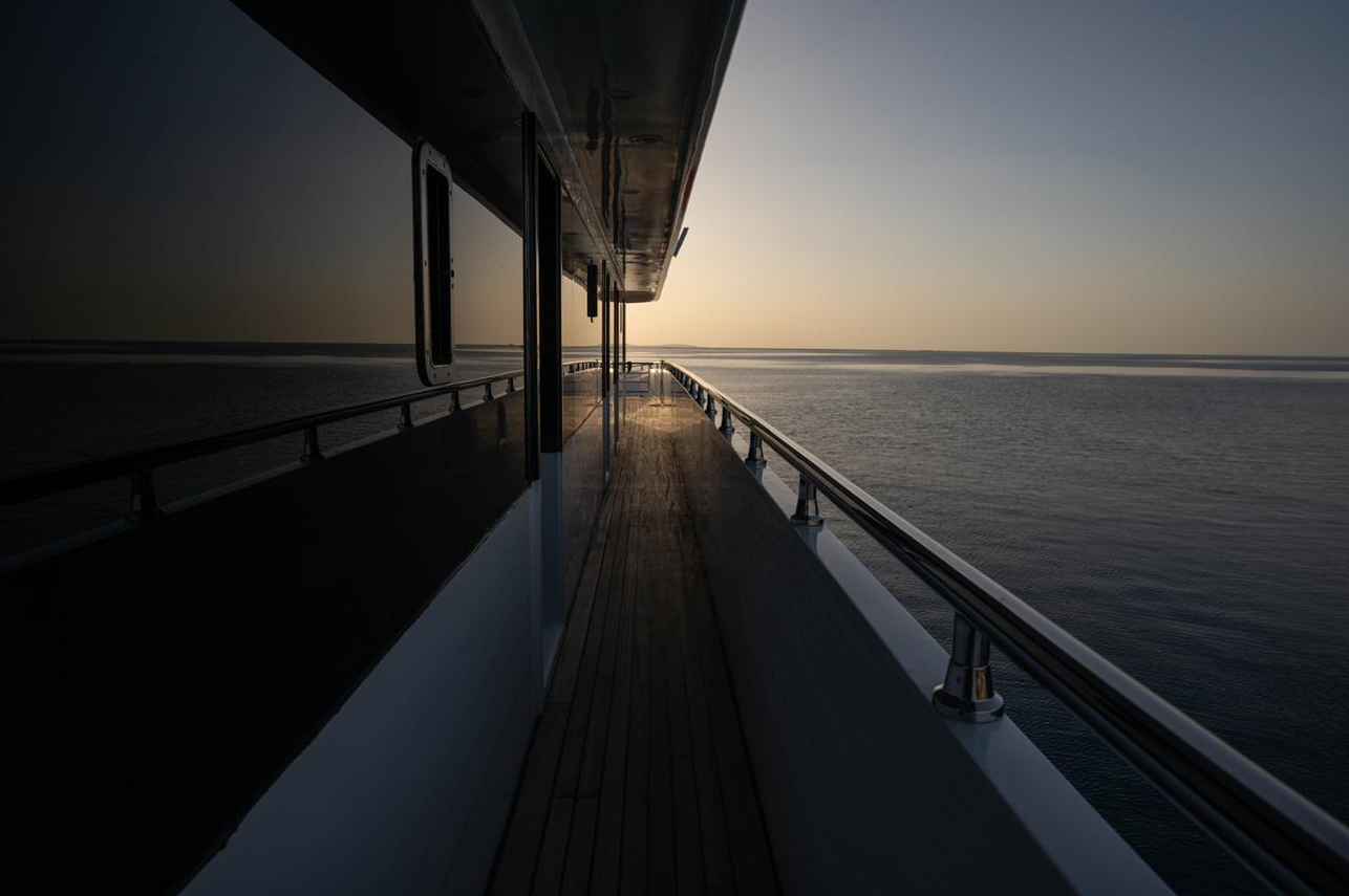 Side Deck