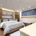 Lower Deck Suite