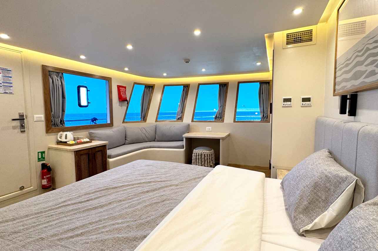 Upper Deck Suite