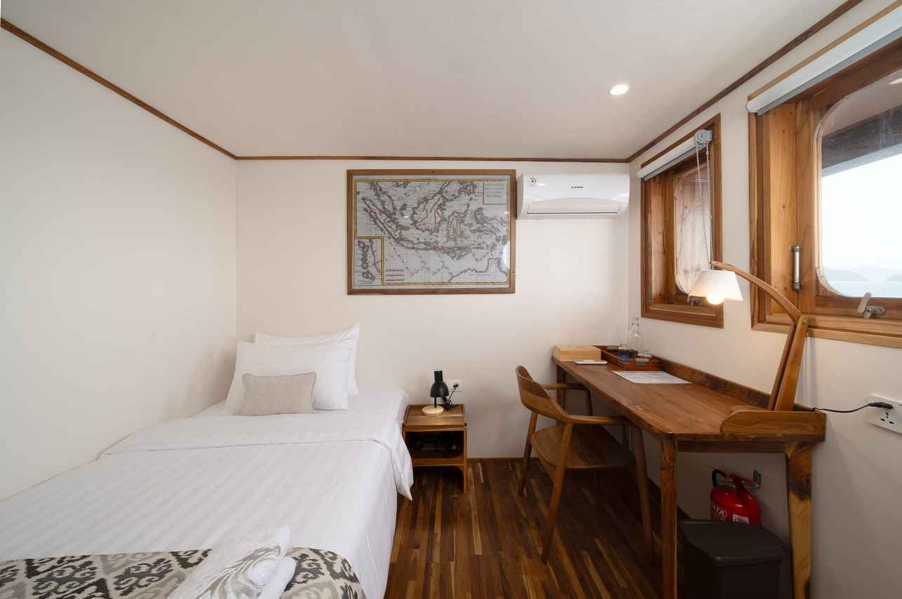 Single Cabin Upper Deck