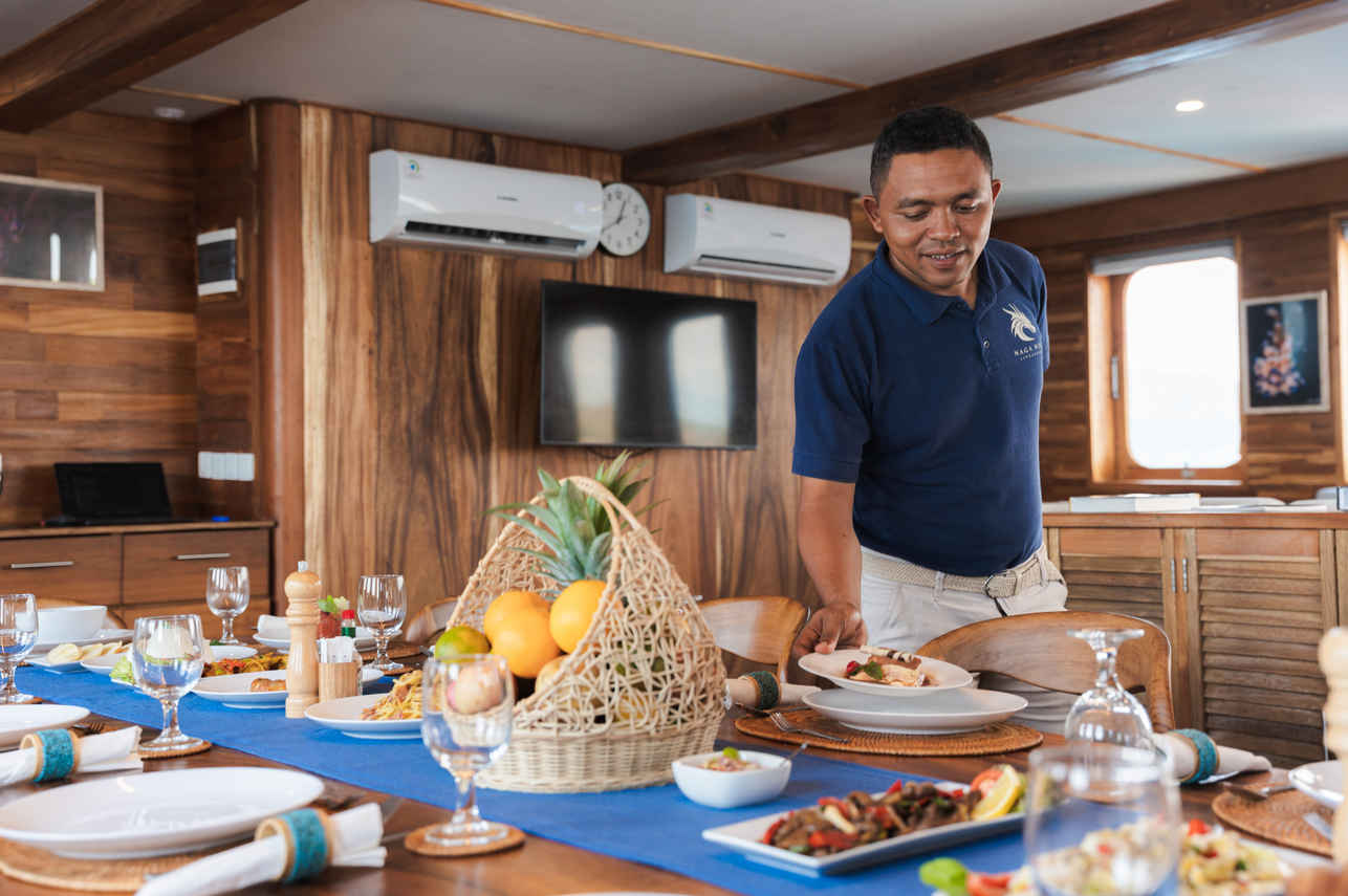 Dining Room - Naga Biru