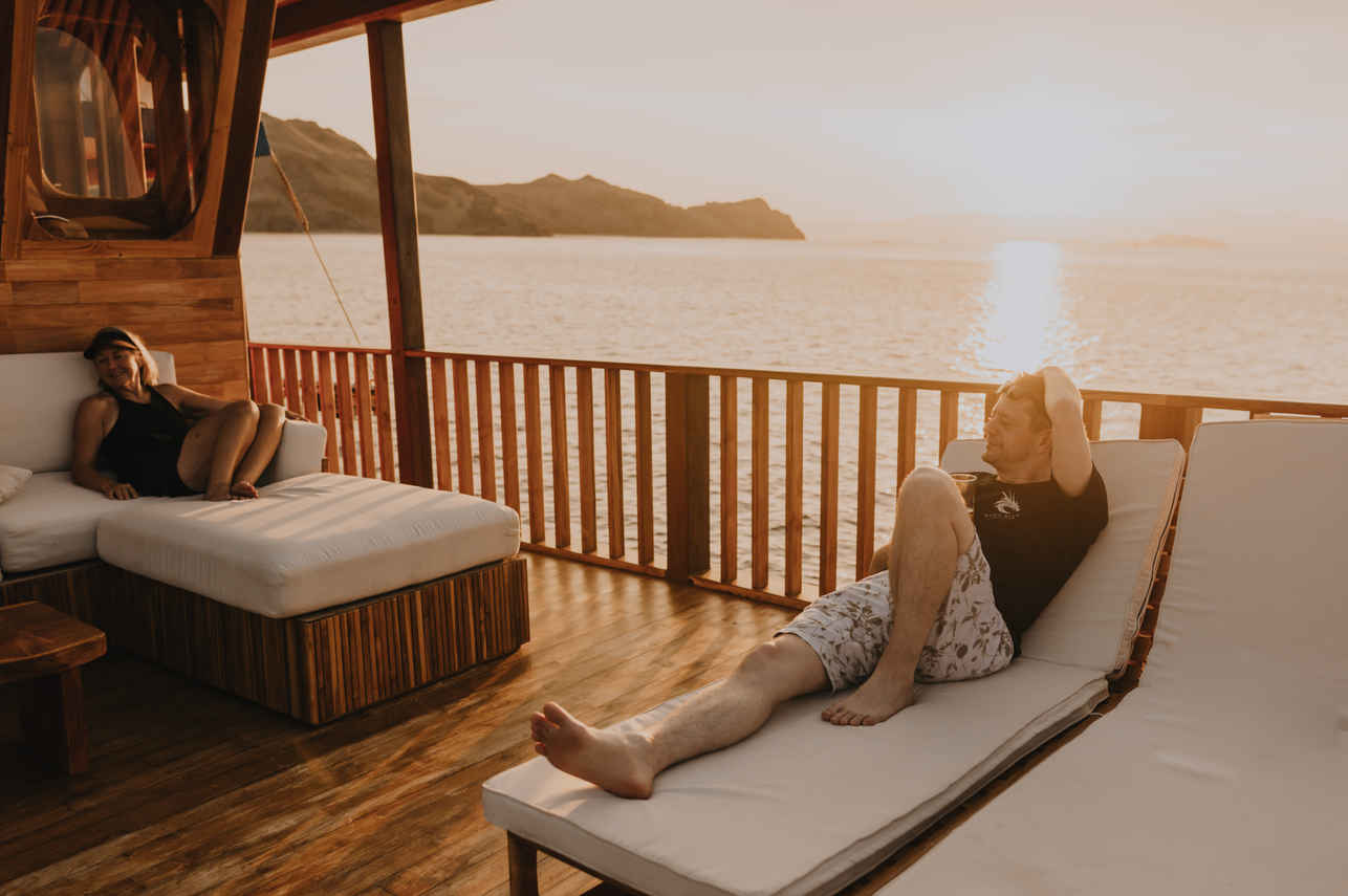 Deque aberto - Naga Biru