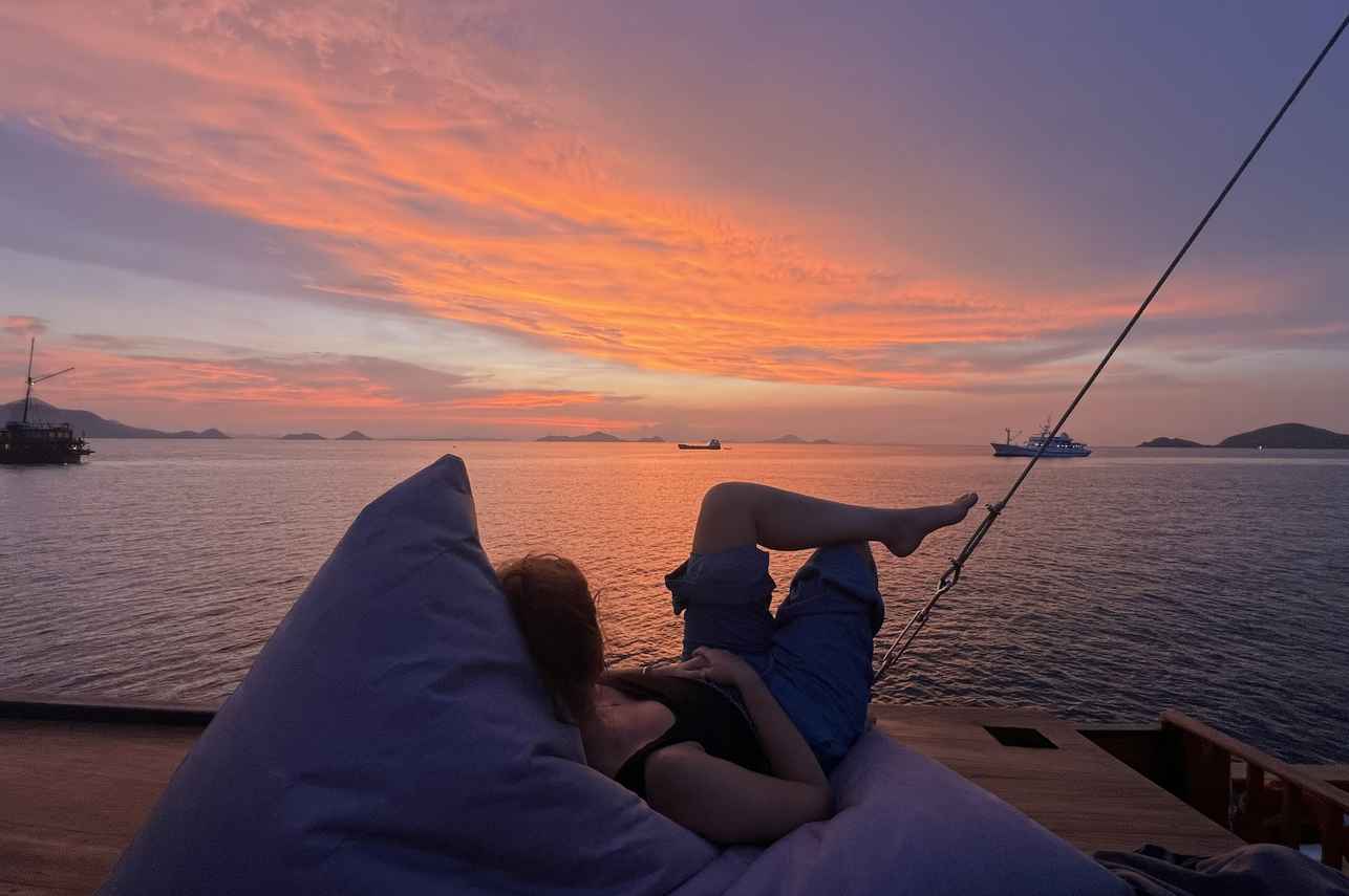 Deque aberto - Naga Biru